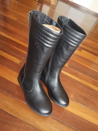 Botas KANGAROOS Arrugada Caña Negro T.39