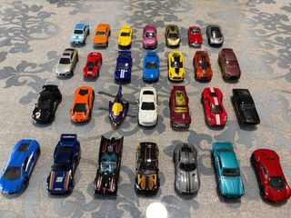 Hot Wheels basicos abiertos