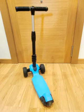 Patinete infantil Yoleo azul