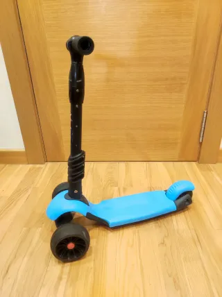 Patinete infantil Yoleo azul