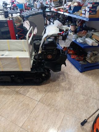 Carretilla oruga motorizada