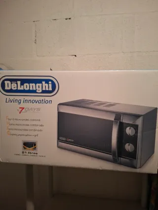 Microondas DeLonghi 21L 7Days