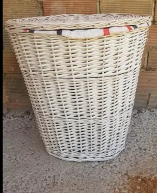Canasto mimbre blanco con tapa