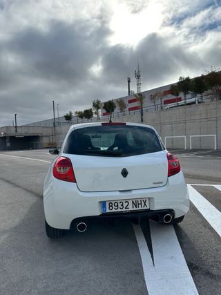 Renault Clio RS Cup 200