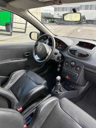 Renault Clio RS Cup 200