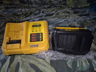 Cargador y Batería Dewalt 20V 6.0Ah