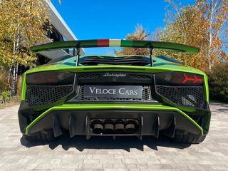 LAMBORGHINI Aventador 6.5 V12 LP 7504 Superveloce