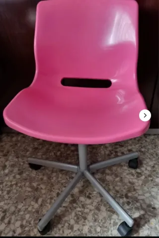 Silla giratoria Ikea rosa