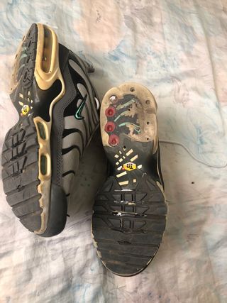 Nike Air Max grises y turquesa