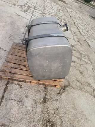 Depósito combustible DAF