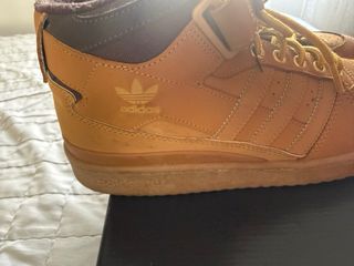 Botas Adidas Camel Talla 42