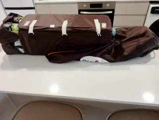 Cuna de viaje con funda