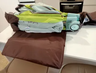 Cuna de viaje con funda