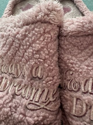 Zapatillas rosas LVR