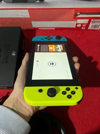 Nintendo Switch con Accessori