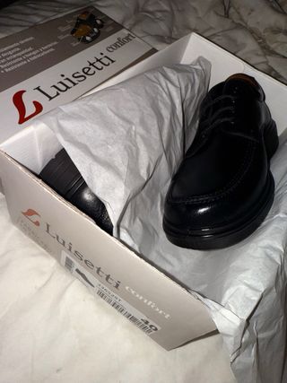 Zapatos Luisetti Negros Nuevos Hechos en España
