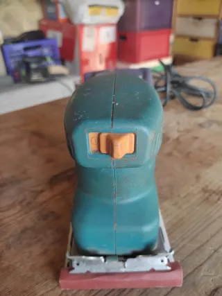 Lijadora Virutex LRT84H Orbital