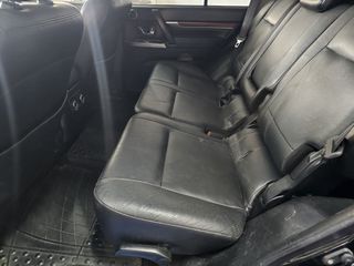 Mitsubishi Montero 2013