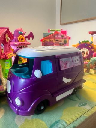 Casa de muñecas Pin y Pon con accesorios