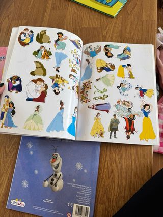 3 libros Disney para colorear con pegatinas