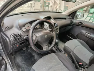 Peugeot 206 2000