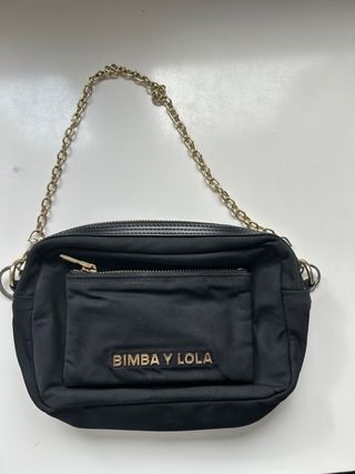 Bolso Bimba y Lola negro cadena dorada