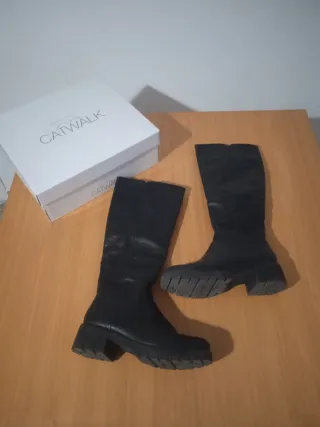 Botas altas mujer negras