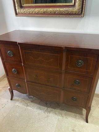 Mueble recibidor y espejo estilo antiguo