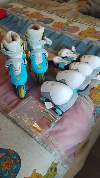 Patines infantiles en línea + protecciones