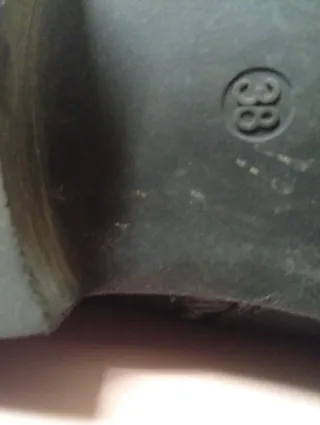 Botines negros talla 38