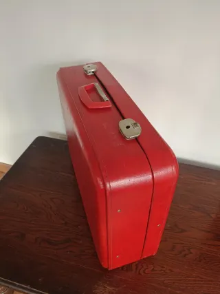 Maleta Roja Vintage-retro