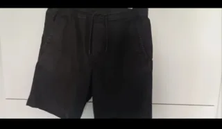 Bermudas chico negras