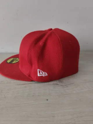 Gorra New Era LA Roja