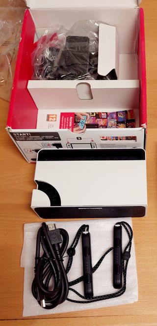 Nintendo Switch OLED Bianca e Nera