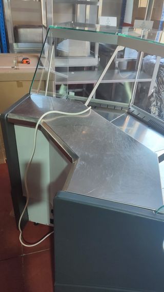 Vitrina Refrigerada Esquinera seminueva