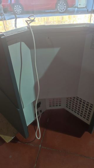 Vitrina Refrigerada Esquinera seminueva