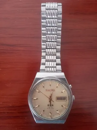 Reloj Racer Vintage Dorado y Plateado