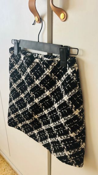 Falda de lana cuadros blanco y negro