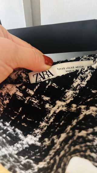 Falda de lana cuadros blanco y negro