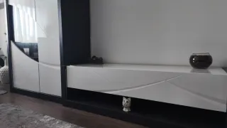 Mobiliário de Sala Lacado Preto e Branco