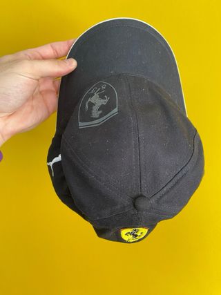 Gorra Ferrari Puma Negra