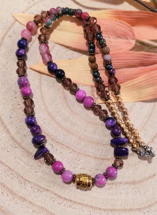 Gargantilla piedras semipreciosas rosa y morado