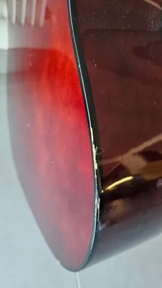 Vendo chitarra Echo CS-10 in buone condizioni