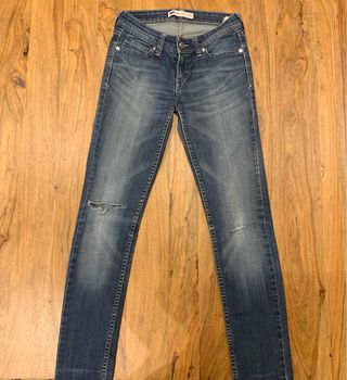 Pantalón pitillo Levi's azul