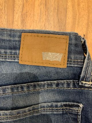 Pantalón pitillo Levi's azul