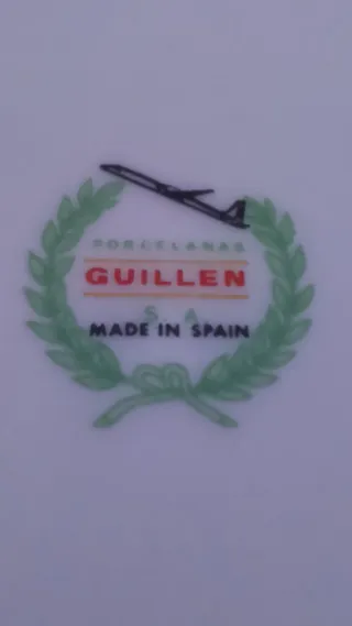 Antichi piatti in porcellana Guillen