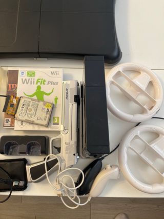 Nintendo Wii con accessori e giochi