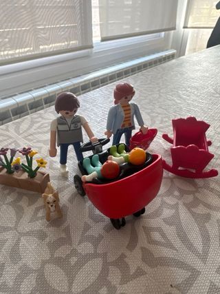 Playmobil famiglia con passeggini e cane