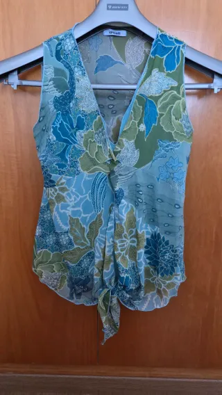 Blusa sin mangas estampada Lancott