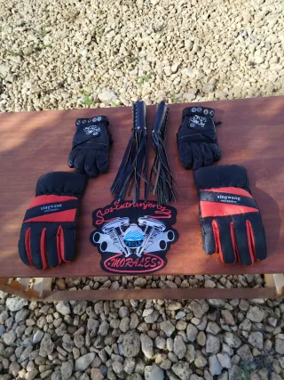 Guantes y Parche Moto Los Extranjeros